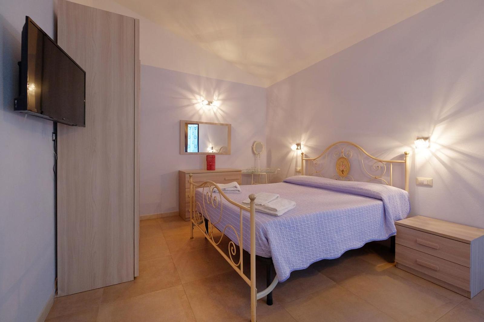Casa Azzurra - Blue House Hotel Теулада Екстериор снимка