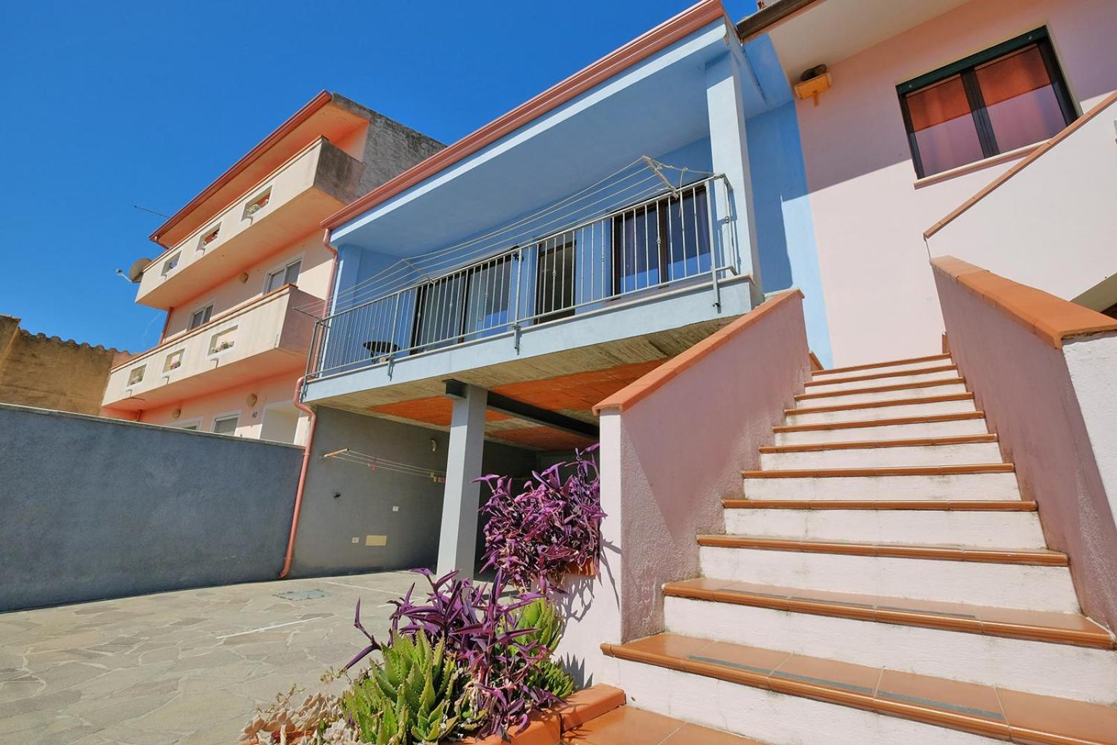 Casa Azzurra - Blue House Hotel Теулада Екстериор снимка
